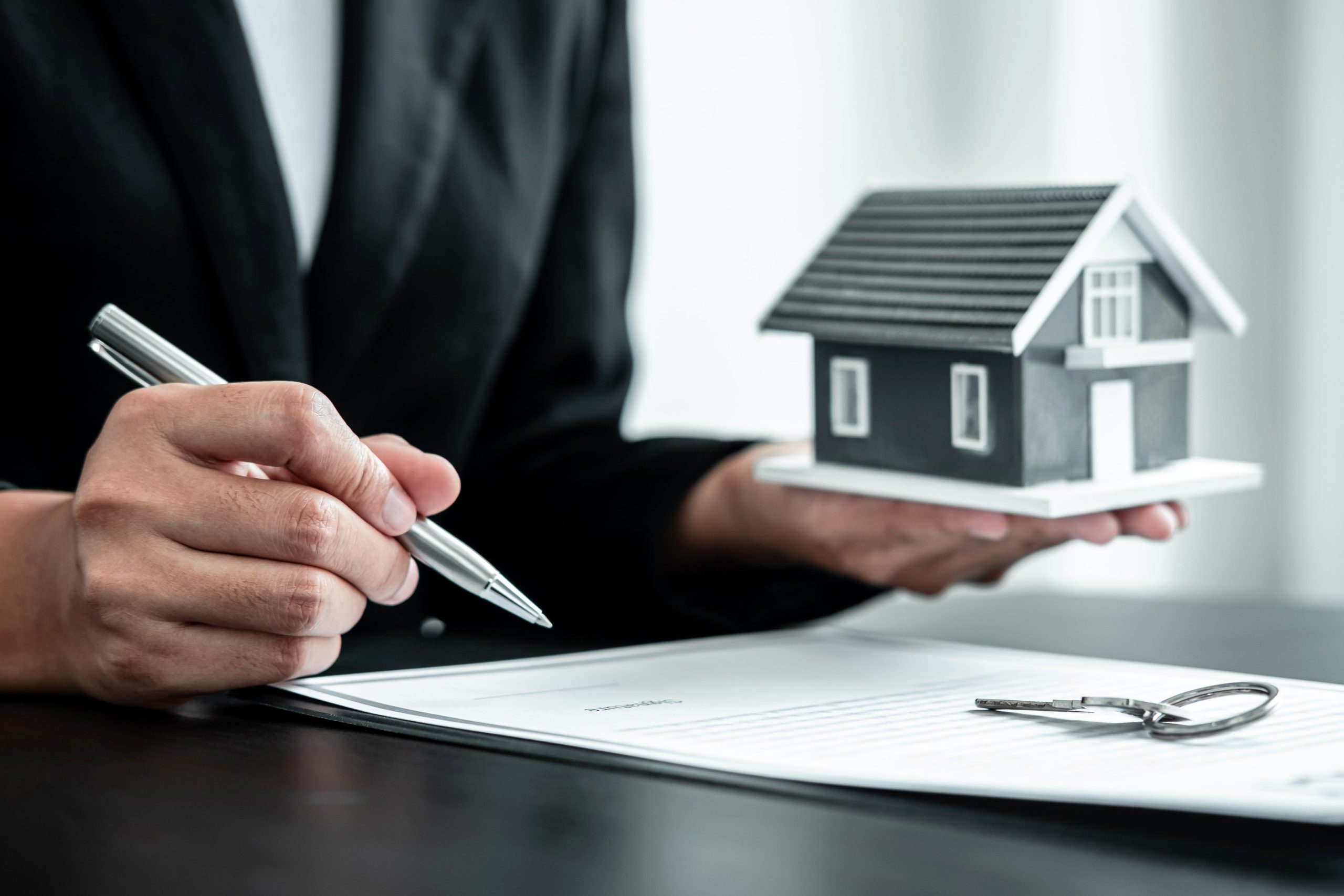 découvrez tout sur l'assurance multirisque habitation : garanties incluses, tarifs compétitifs et conseils pratiques pour bien choisir votre protection.